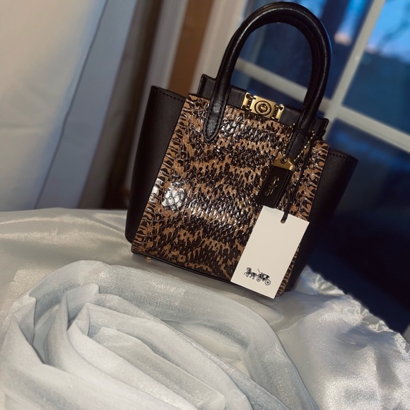 Coach 1941 Troupe Tote 16 Genuine Snakeskin Black Crossbody NWT - Picture 2 of 8
